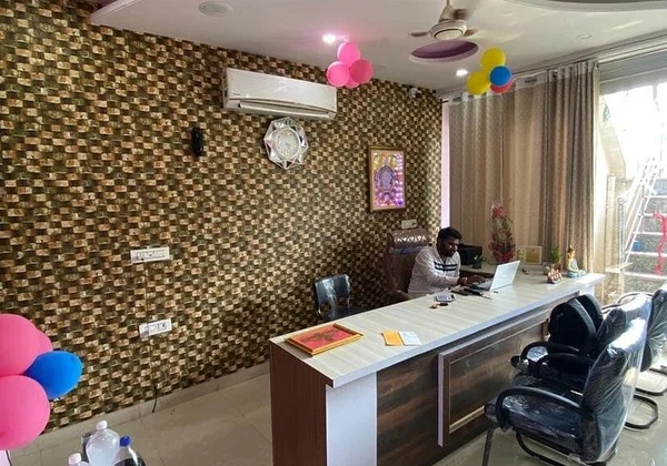 24/7 Front Desk